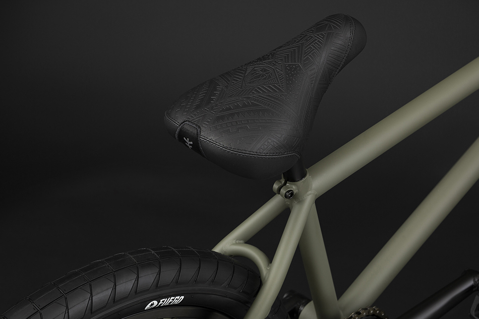 Fly OMEGA BMX Bike Assembly